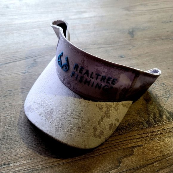 Realtree Fishing Visor Hat. Perfect Condition!